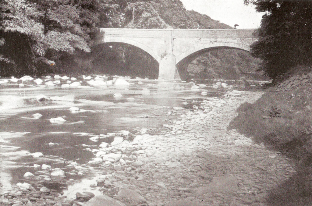 Early 20th century photo of Cock Bridge